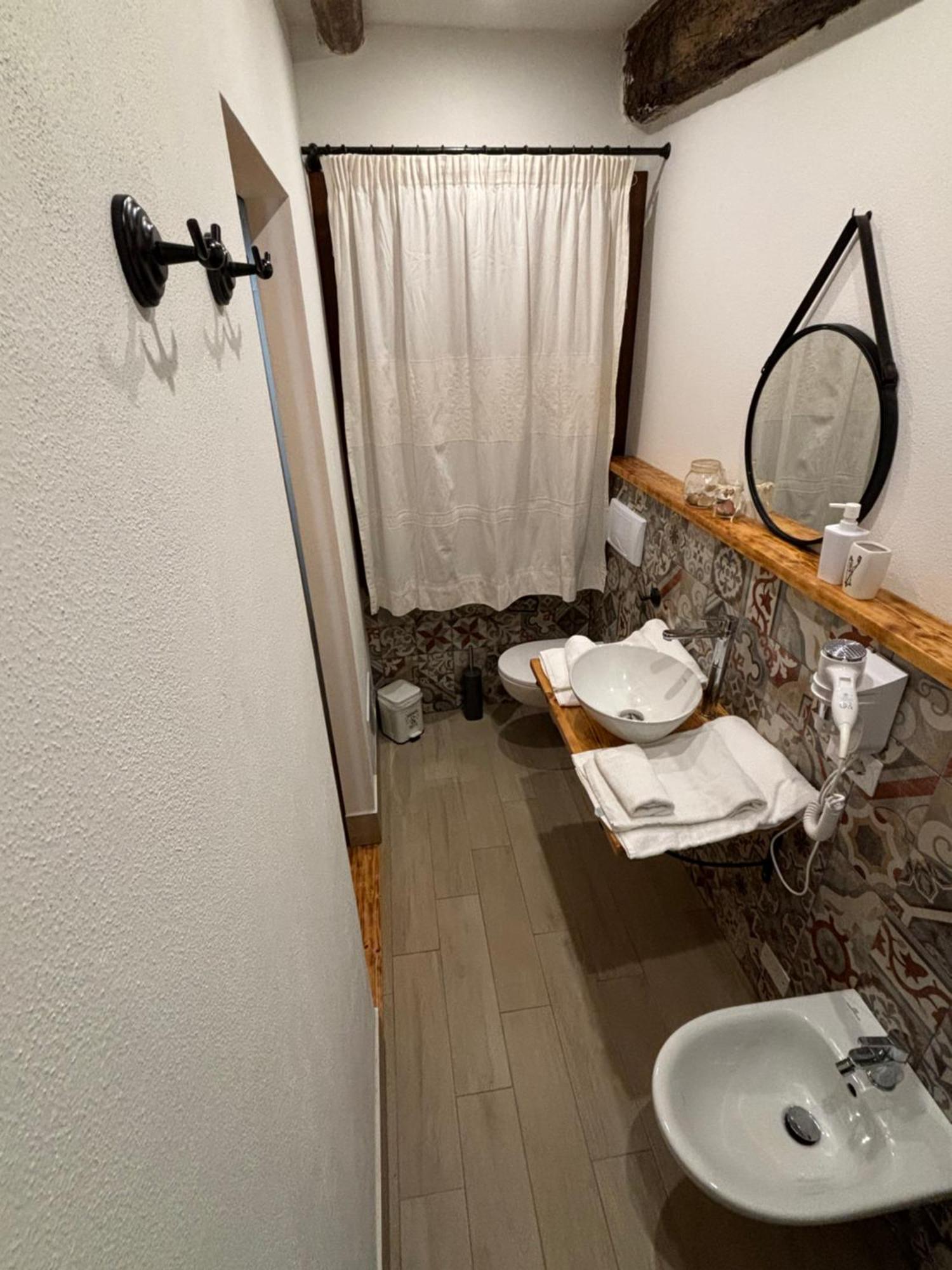 B&B Casa Doria Кастелсардо Екстериор снимка